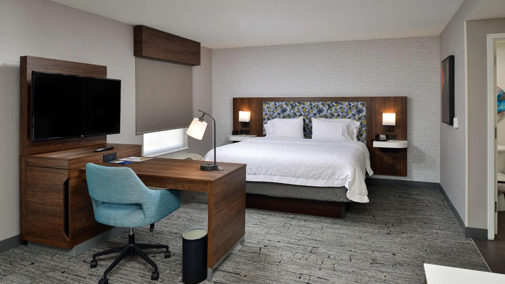 Hampton Inn & Suites Las Vegas Airport 3*,
